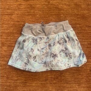 lululemon athletica Gray and Cream Mini Skirt